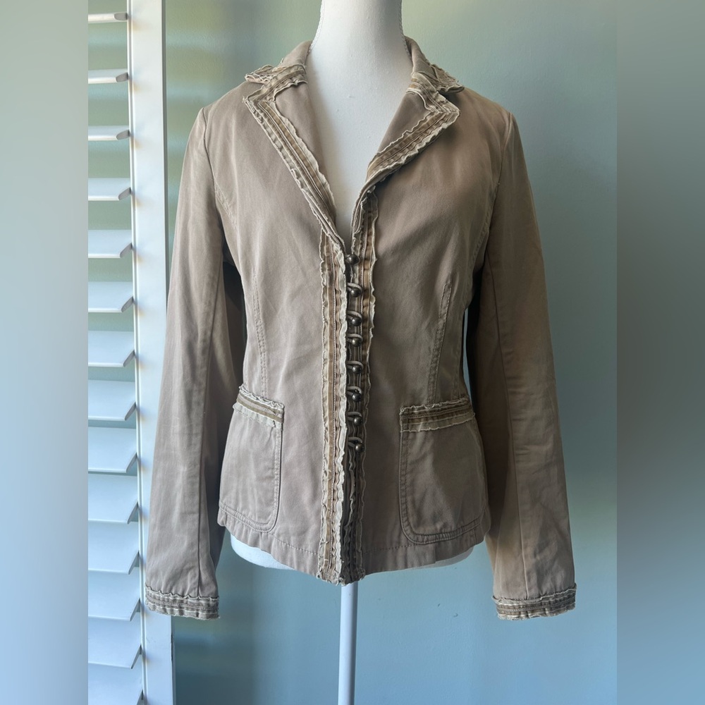 Women's Tan Jacket